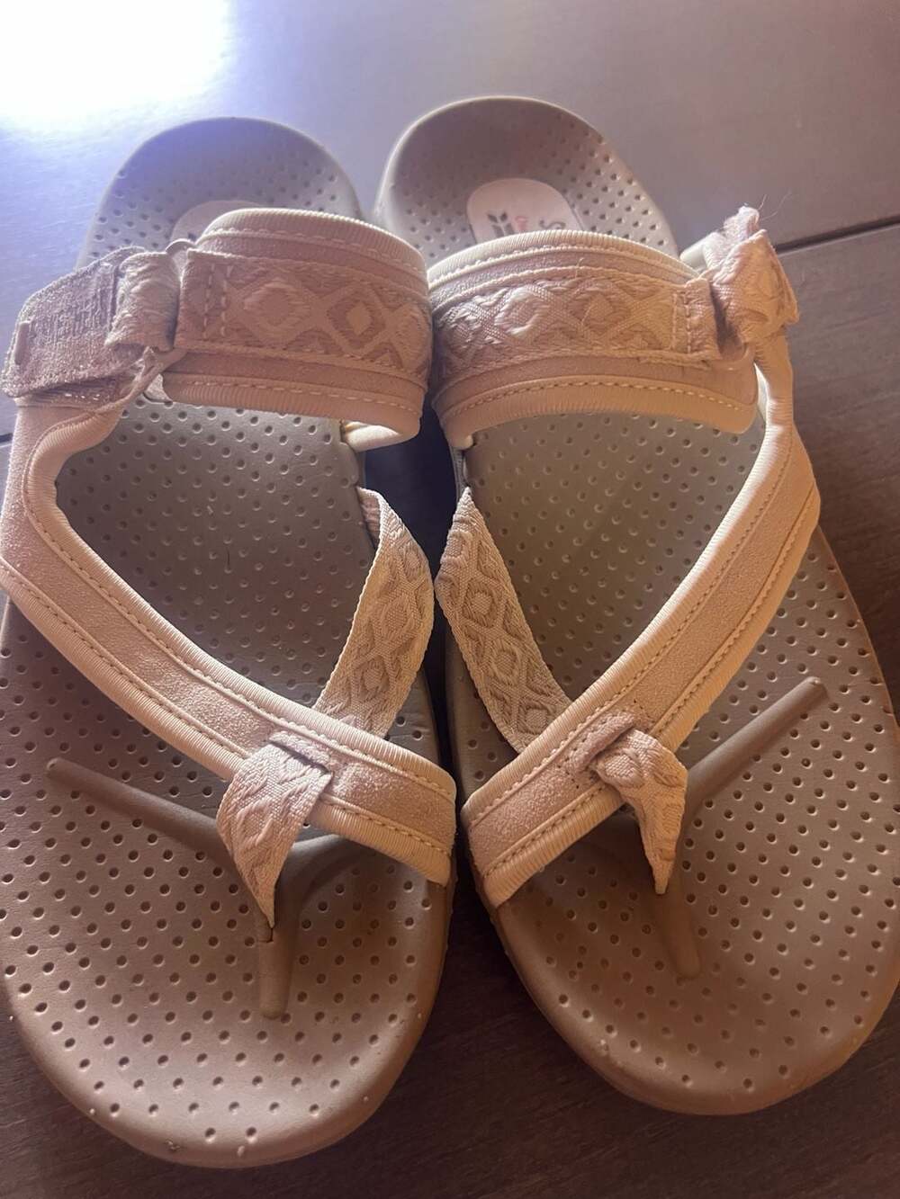 Skechers Reggae Trailway Sandal Natural Size 7
